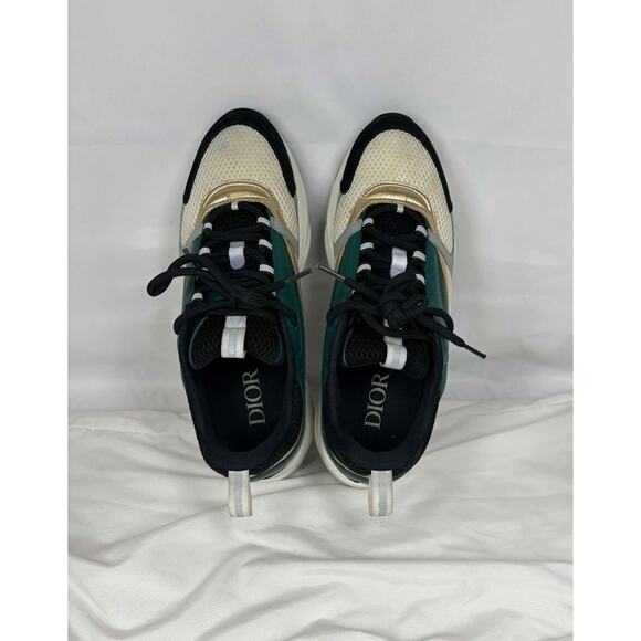 The Dior B22 in the Green/White/Black colorway US M-12 SPB JA-364075 main image 11